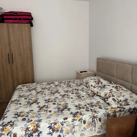 Amar's Place Apartment *