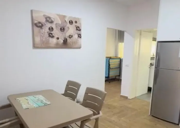 Amar's Place * غوليم